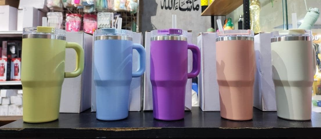 Close-up of the double wall insulated mini tumbler for hot and cold drinks